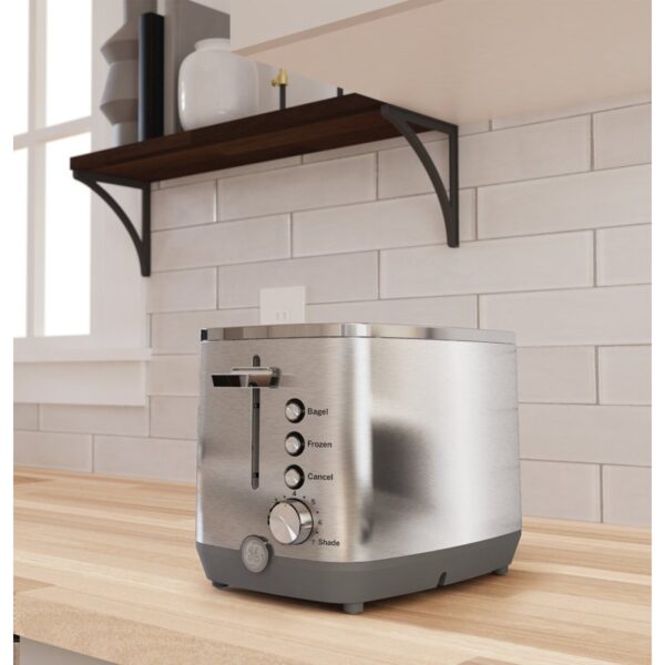 GE 2-Slice Toaster - Image 9