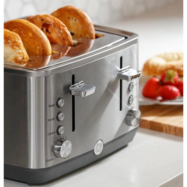 GE 4-Slice Toaster - Image 7