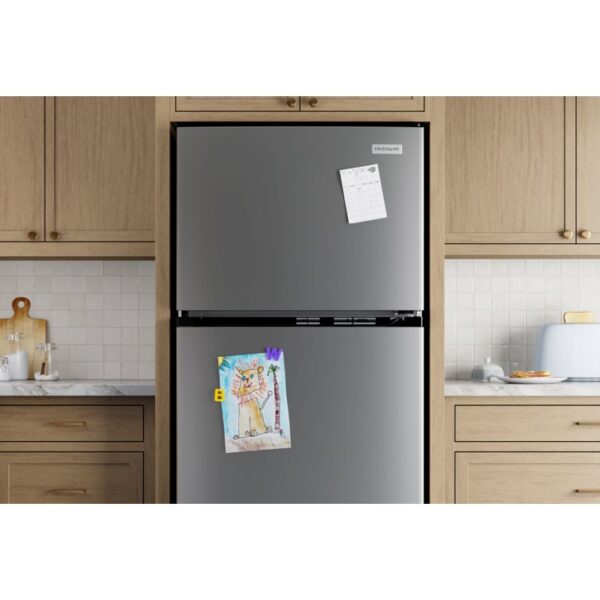 Frigidaire Series 28" Top Freezer ENERGY STAR 13.9 cu. ft. Refrigerator with Auto Close Doors - Image 22
